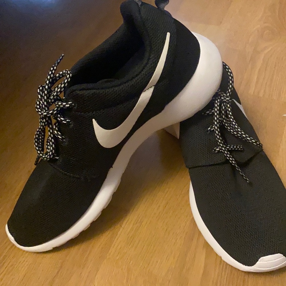 Black Nike shoes